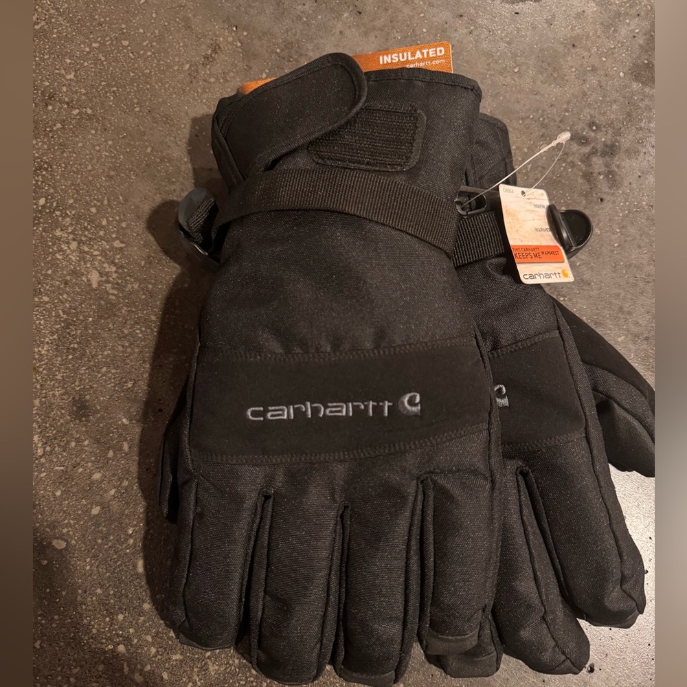 Men Carhartt insulated gloves
